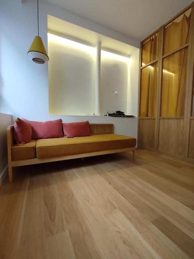 Suite confortable sur le canal Saint-Martin / République París Exterior foto